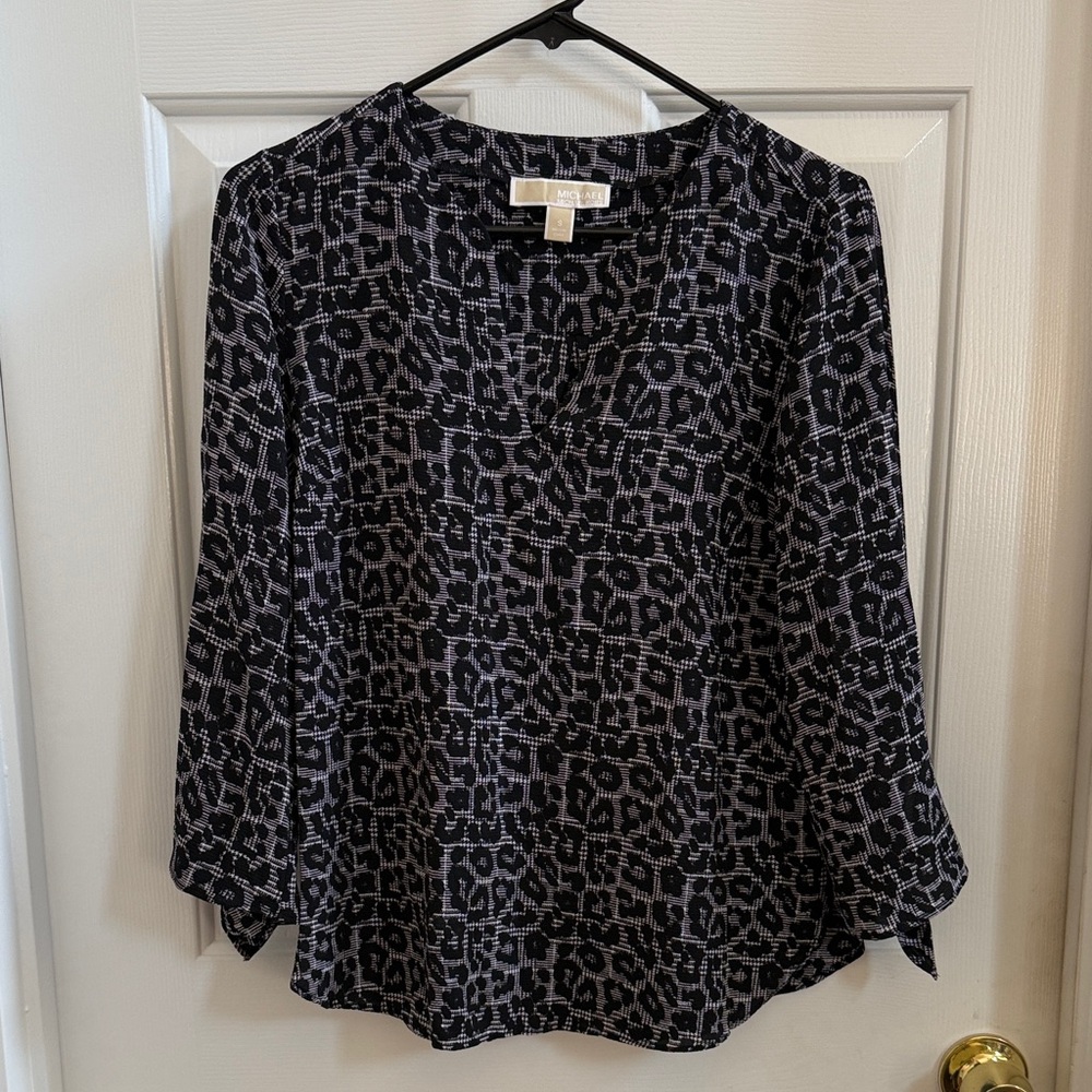 Michael Kors Women's Black & Leopard Gray Top